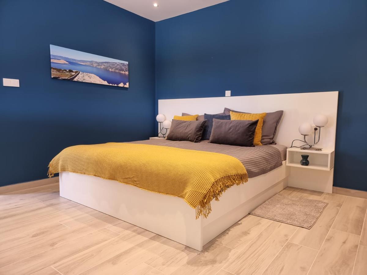 Apartments Suha Punta - Villa Babalonija Kampor ภายนอก รูปภาพ