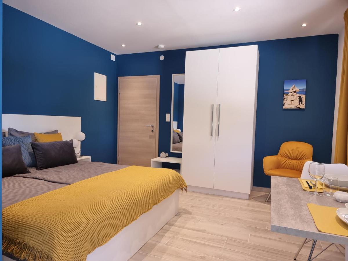 Apartments Suha Punta - Villa Babalonija Kampor ภายนอก รูปภาพ